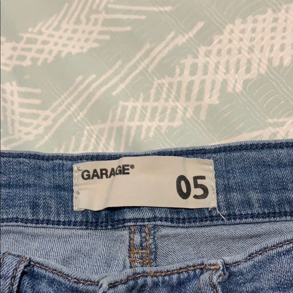 Jeans - Picture 2 of 3